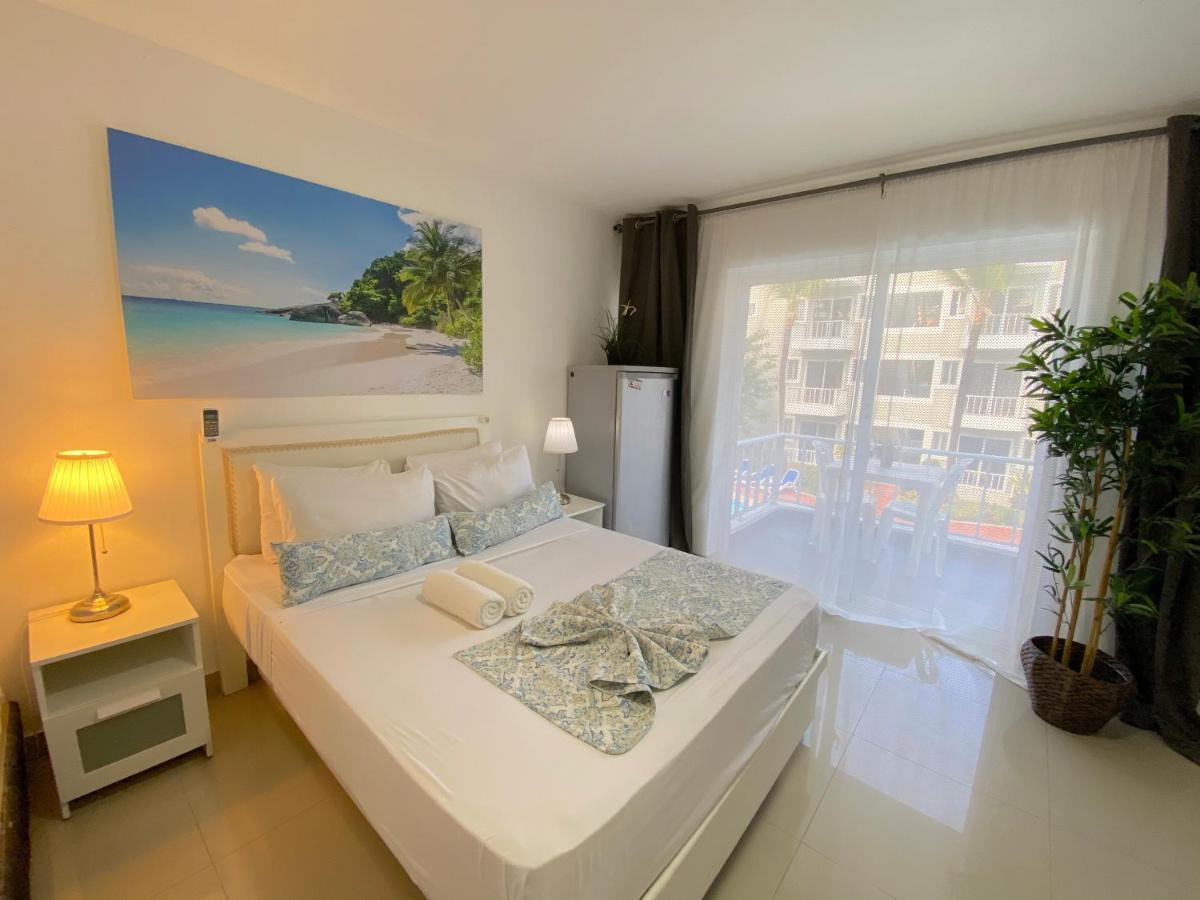 Dominican Breath - Suites Sol Caribe - Swimming Pool And Beach Club - Playa Bavaro Punta Cana Rom bilde
